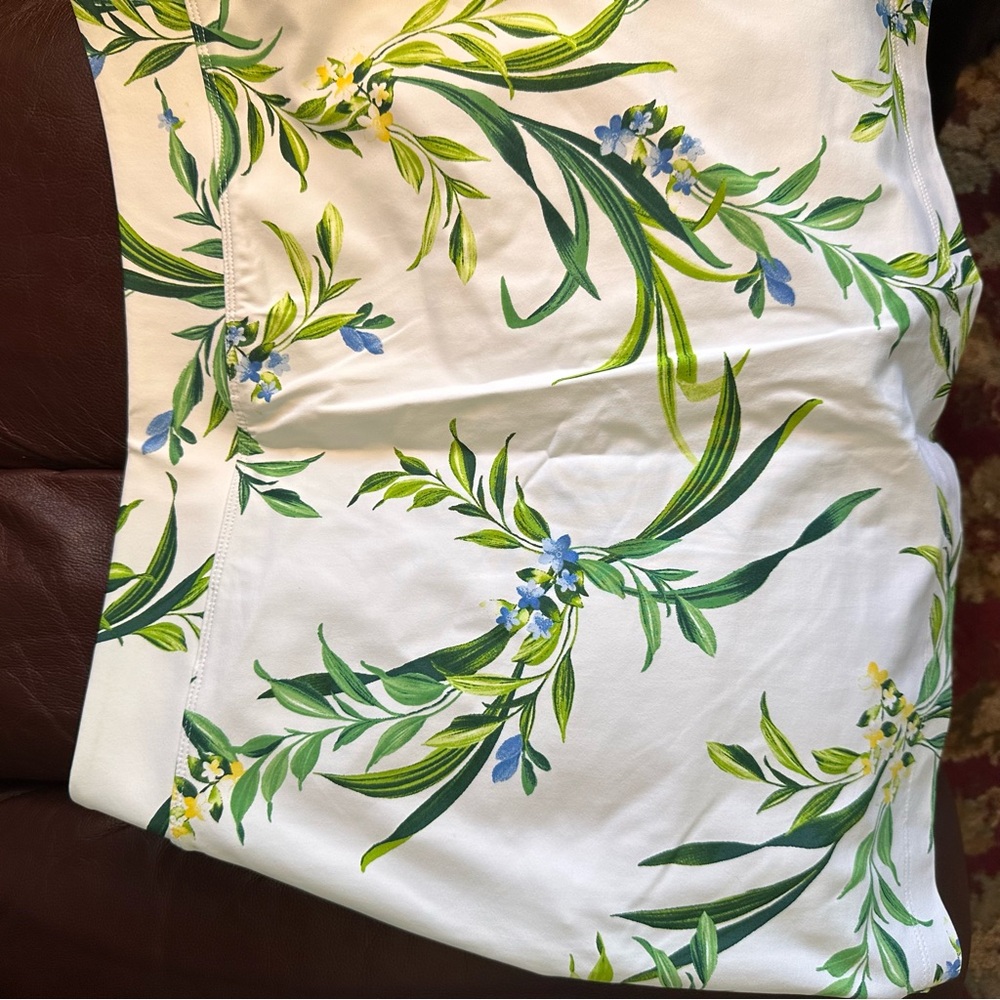 NEW Tommy Bahama Floral Mini Skirt Skort in White, Green and Blue. Medium. Golf - Picture 11 of 12